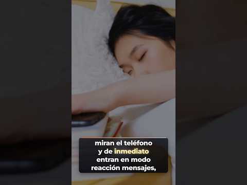 ¿Revisas el celular al despertar? Así destruyes tu día. 📱 💥#Celular #Productividad #Hábitos